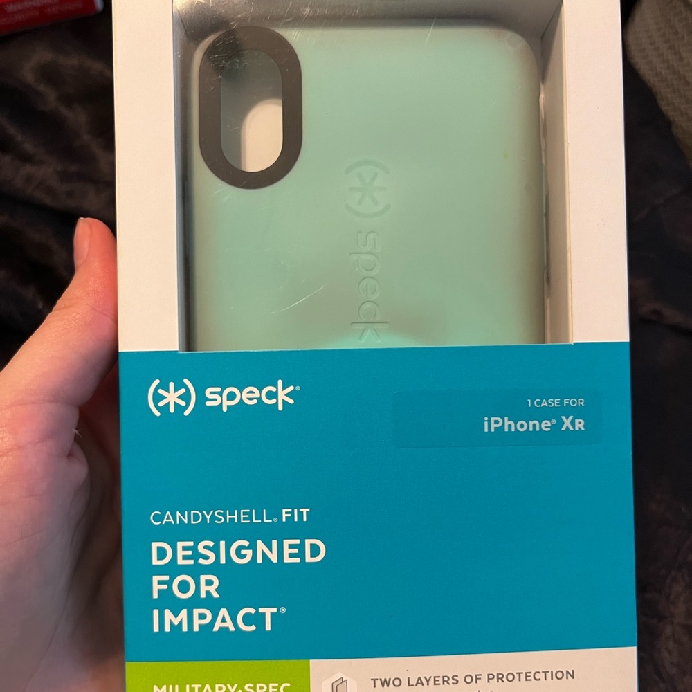 Speck iphone XR phone case